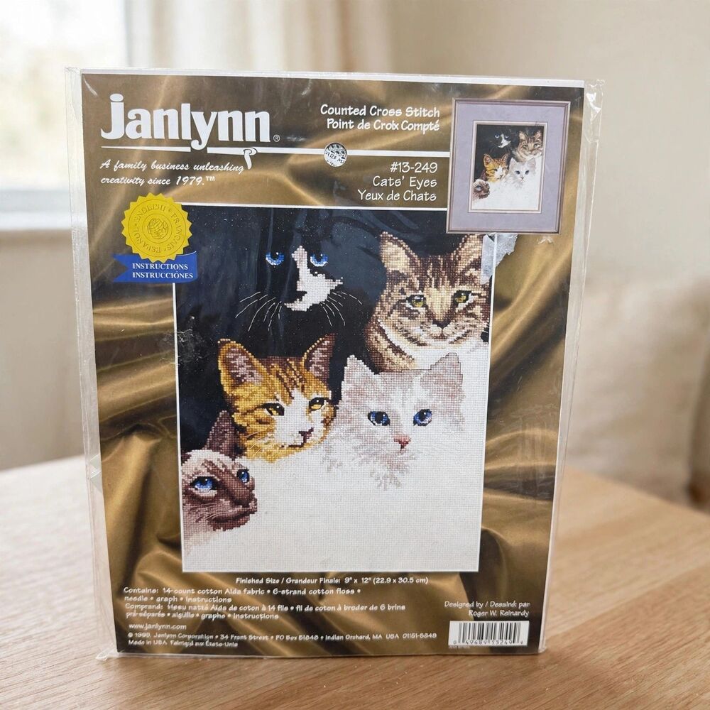 Janlynn Cats' Eyes Counted Cross Stitch Kit 13-249 9x12 Sealed Cottagecore Kitty